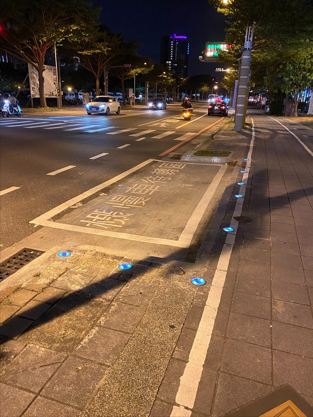 夜間警示設施