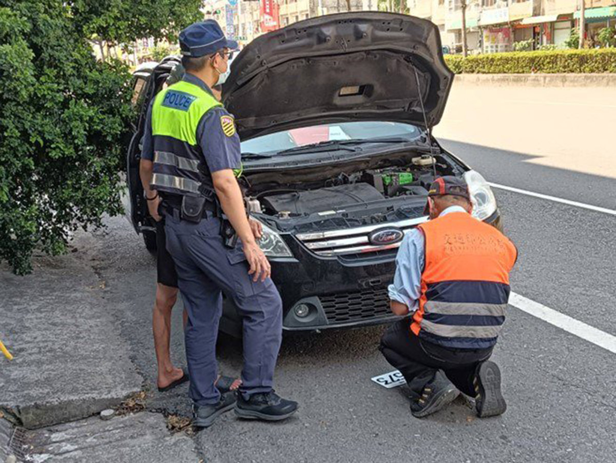 移用他車號牌攔查