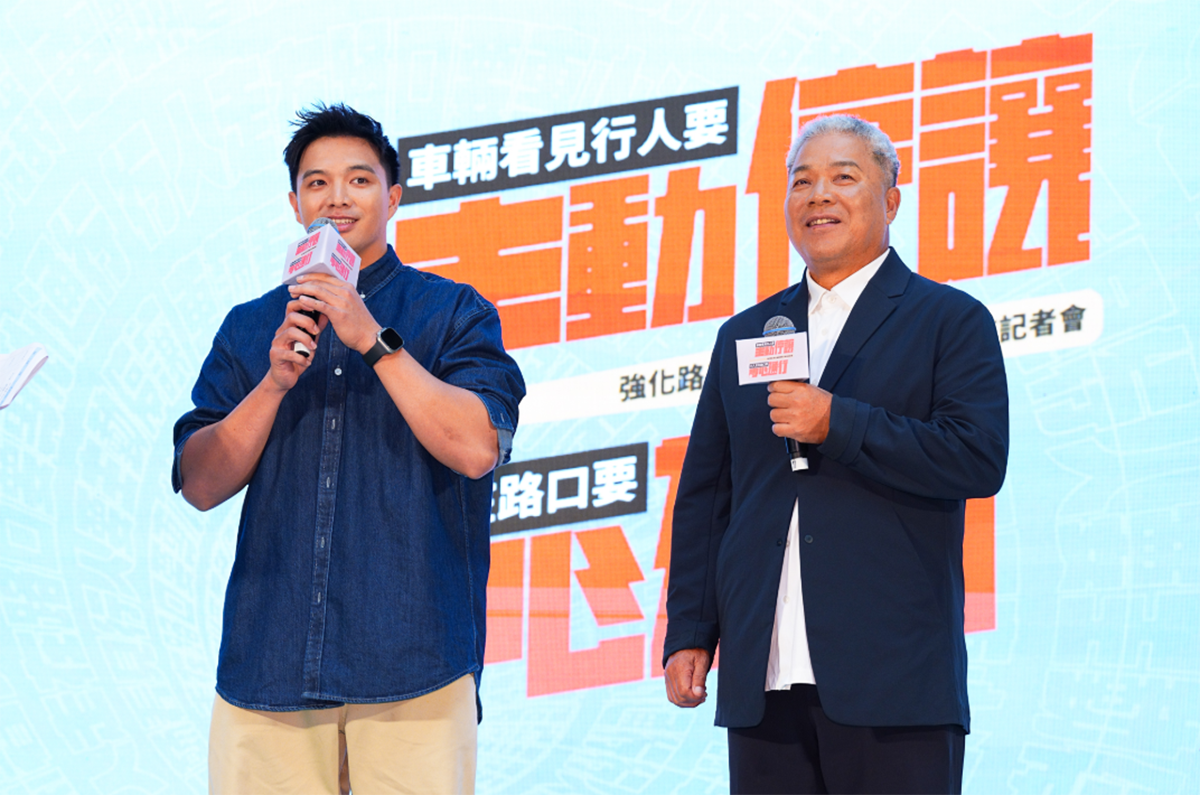 吳復連、吳念庭父子分享路口交通安全觀念